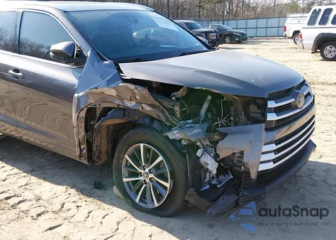 2018 Toyota Highlander Xle из США, поврежденный, VIN 5TDKZRFH1JS274063